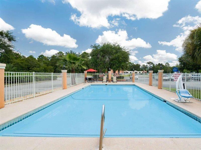 Baymont By Wyndham Hinesville Fort Stewart Area Экстерьер фото