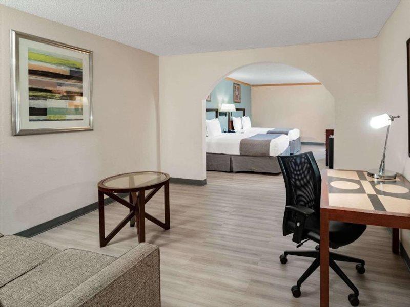 Baymont By Wyndham Hinesville Fort Stewart Area Экстерьер фото