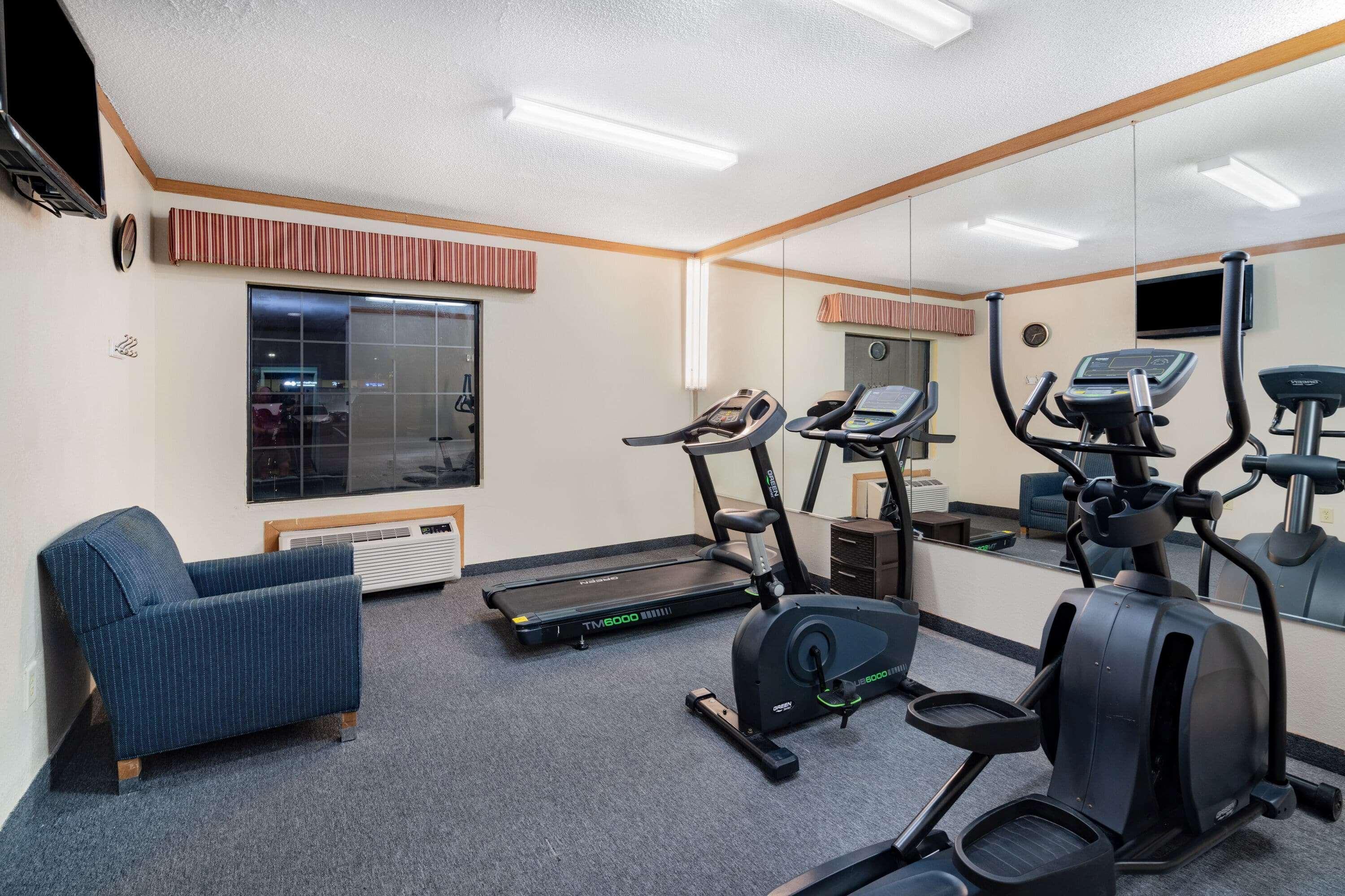 Baymont By Wyndham Hinesville Fort Stewart Area Экстерьер фото