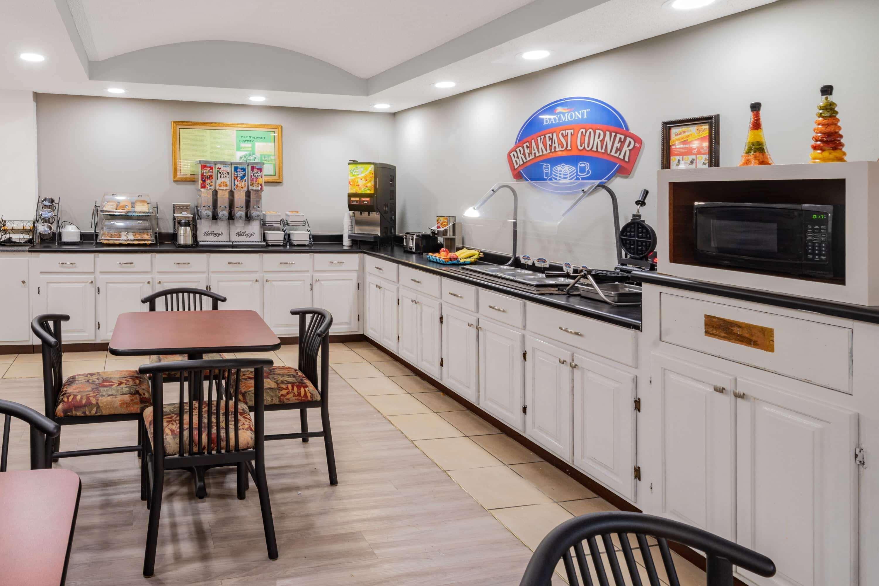 Baymont By Wyndham Hinesville Fort Stewart Area Экстерьер фото