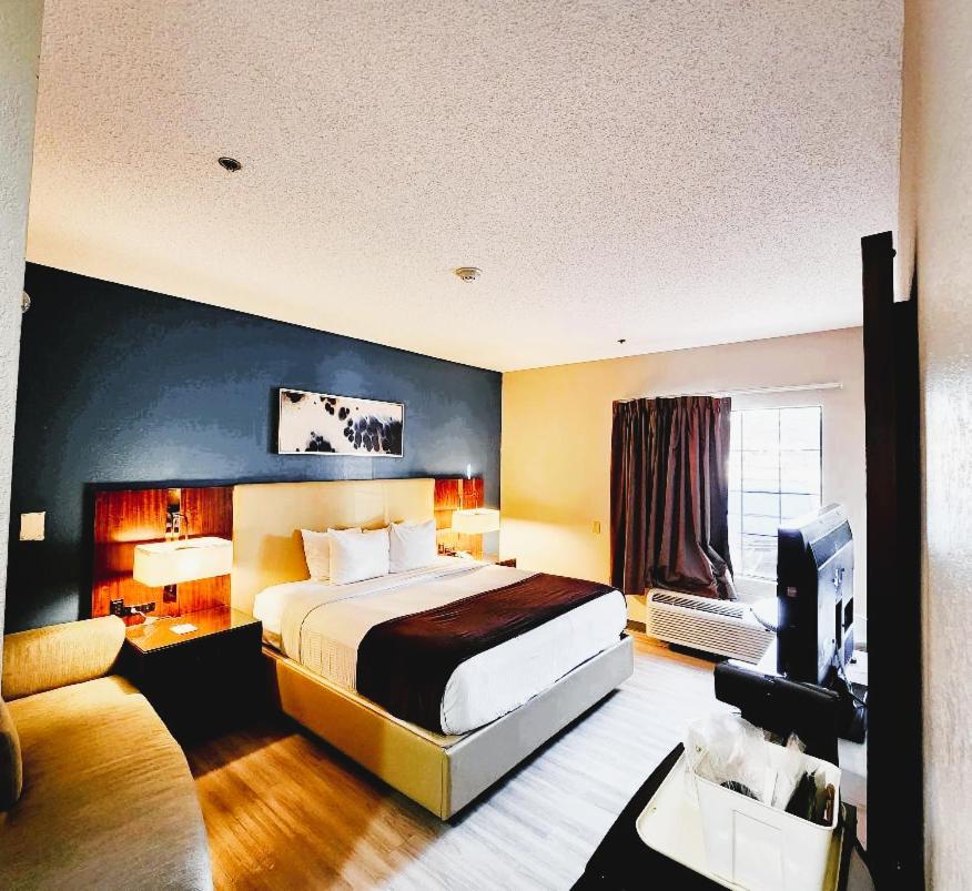 Baymont By Wyndham Hinesville Fort Stewart Area Экстерьер фото
