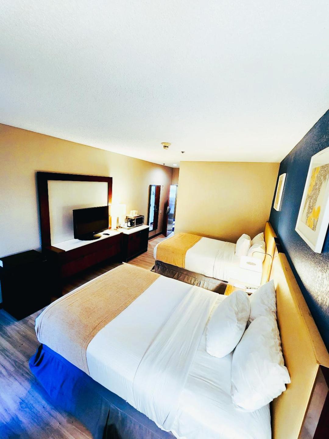 Baymont By Wyndham Hinesville Fort Stewart Area Экстерьер фото